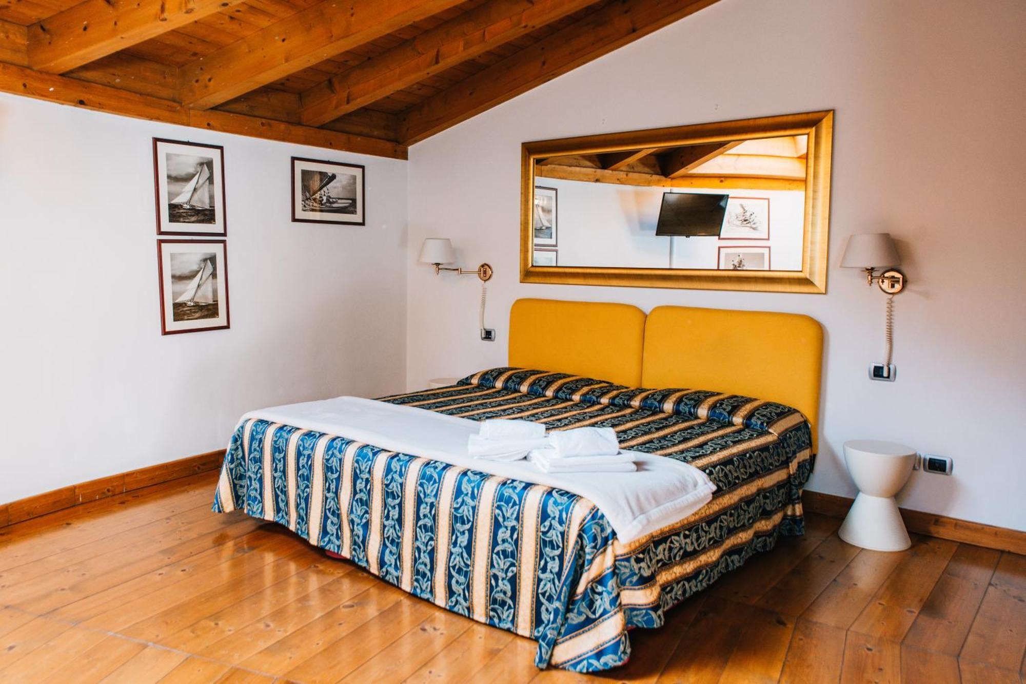 Arciduca Charming House Room & Breakfast Arco Exterior foto
